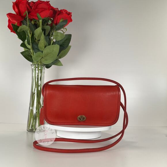 Vintage Coach NYC Dinky Bag 9375 Red 1980s - Picture 1 of 10